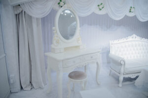https://studio-sweets-box.jp/new-site/wp-content/uploads/2026/04/ドレッサー-scaled.jpg